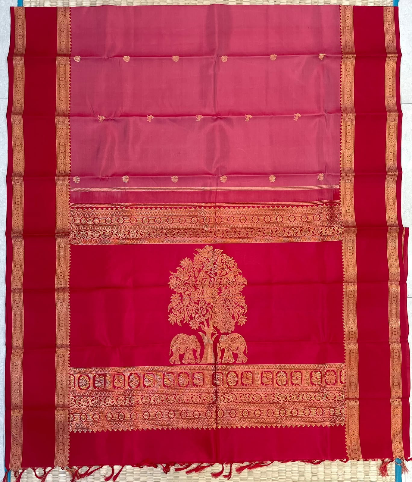 Pure Kanjivarams | light pink 🩷 x red ♥️ | life of tree pallu