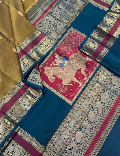 Kanchipuram Silk Saree Online | ASWA NARI KRISHNAR pallu x mehendi green x cyan green x red | Handwoven luxury x 4 ply |
