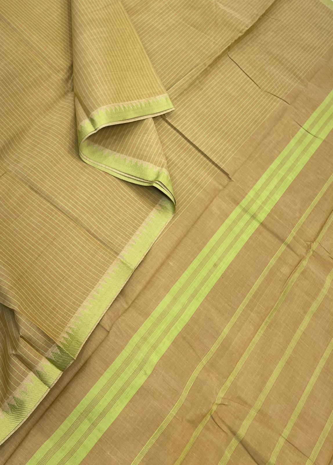 Kanchi soft cotton |tiny temple  x  tiny thread border | vertical lines x lime x green