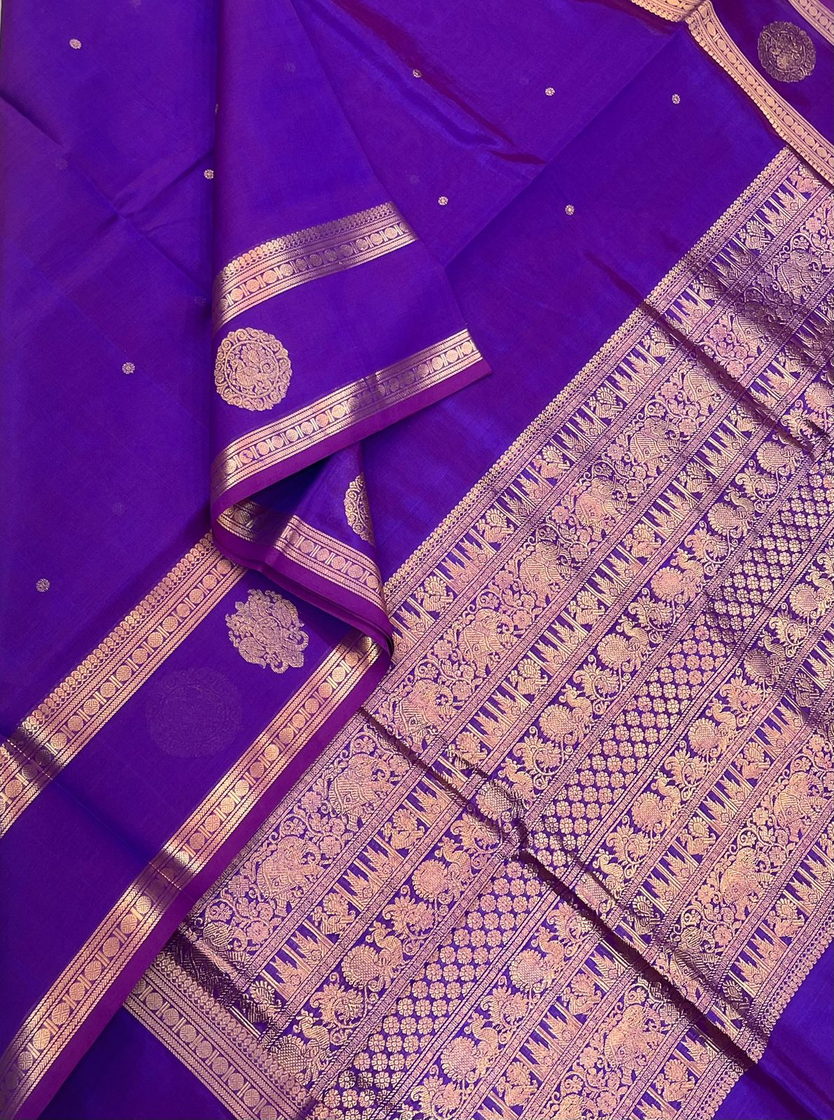 Kanchi Silk Cotton Sarees | tiny coin motif X rettaipet border | electric violet X gold