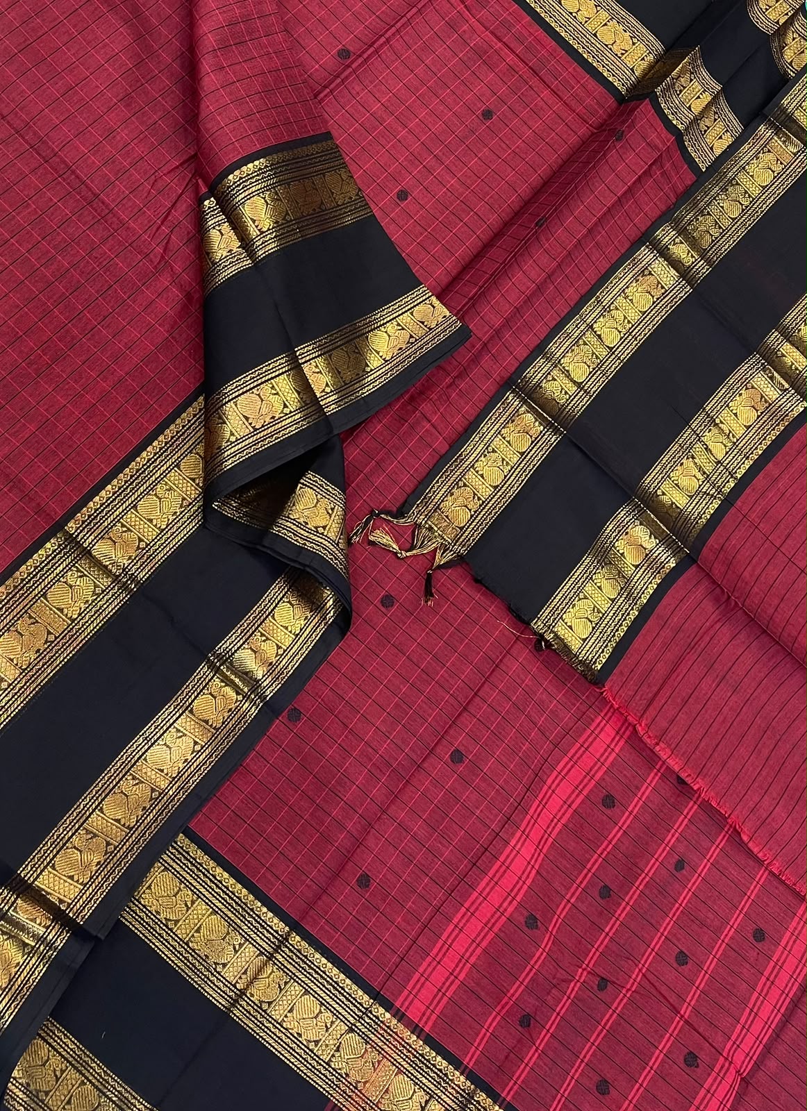 Kanchi mercerised soft cotton | marron x black | zari rettai  border