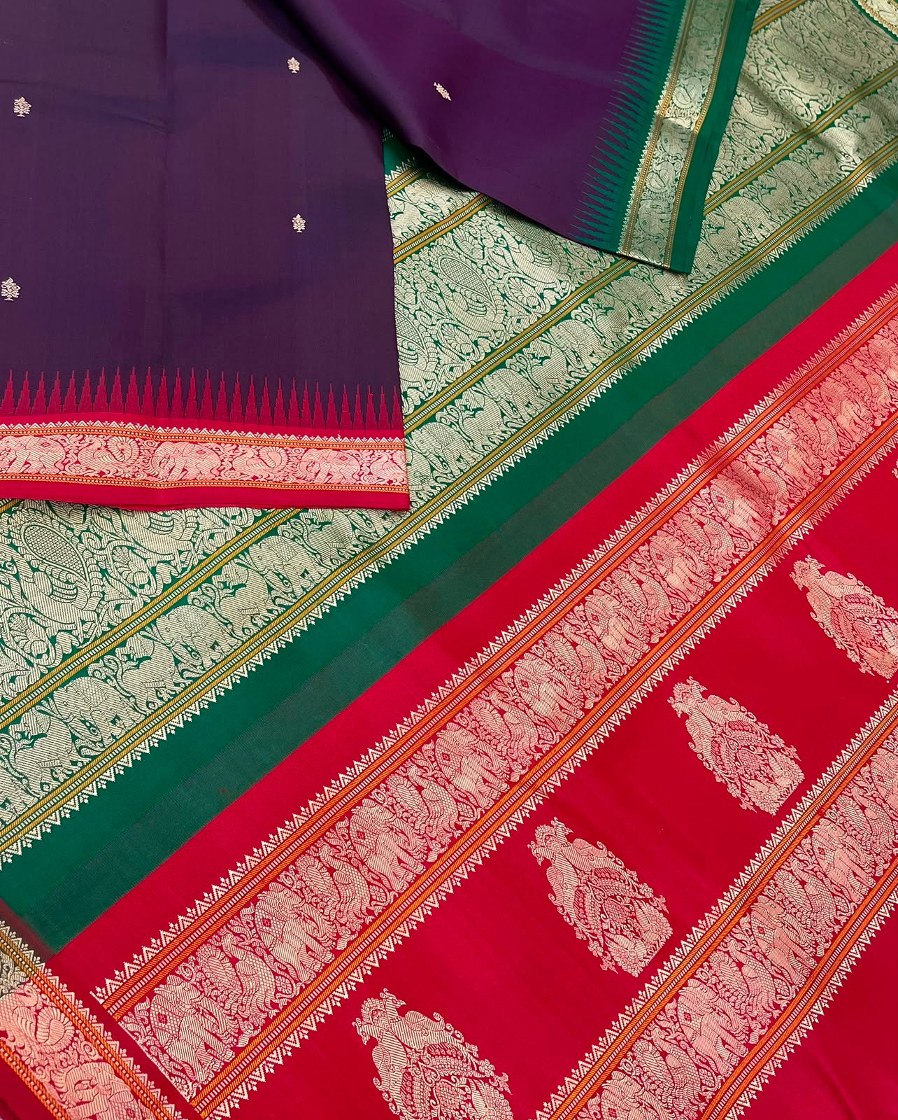 Pure Kanjivarams | zero zari | tiny border |aaraku x red x gesn | Handwoven luxury x 4 ply master weave | NKV35