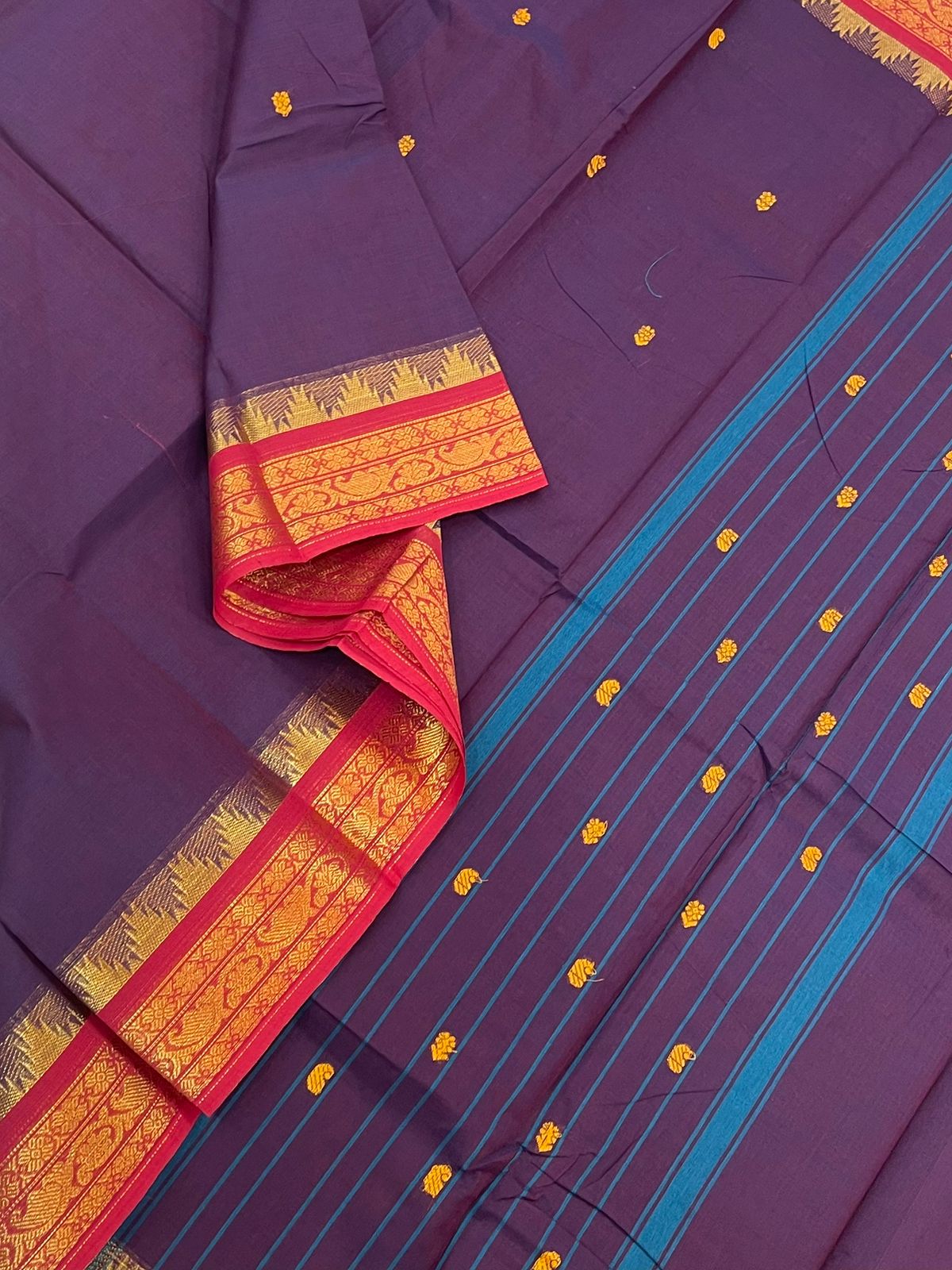Kanchi soft cotton |zari border  | violet  x red small border