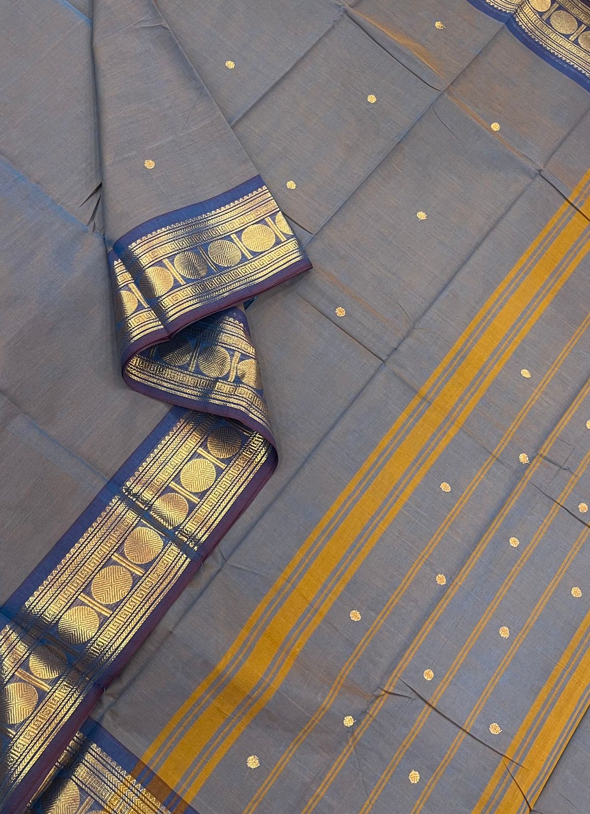 Kanchi soft cotton | twotone x violet  | rudhraksham zari  border