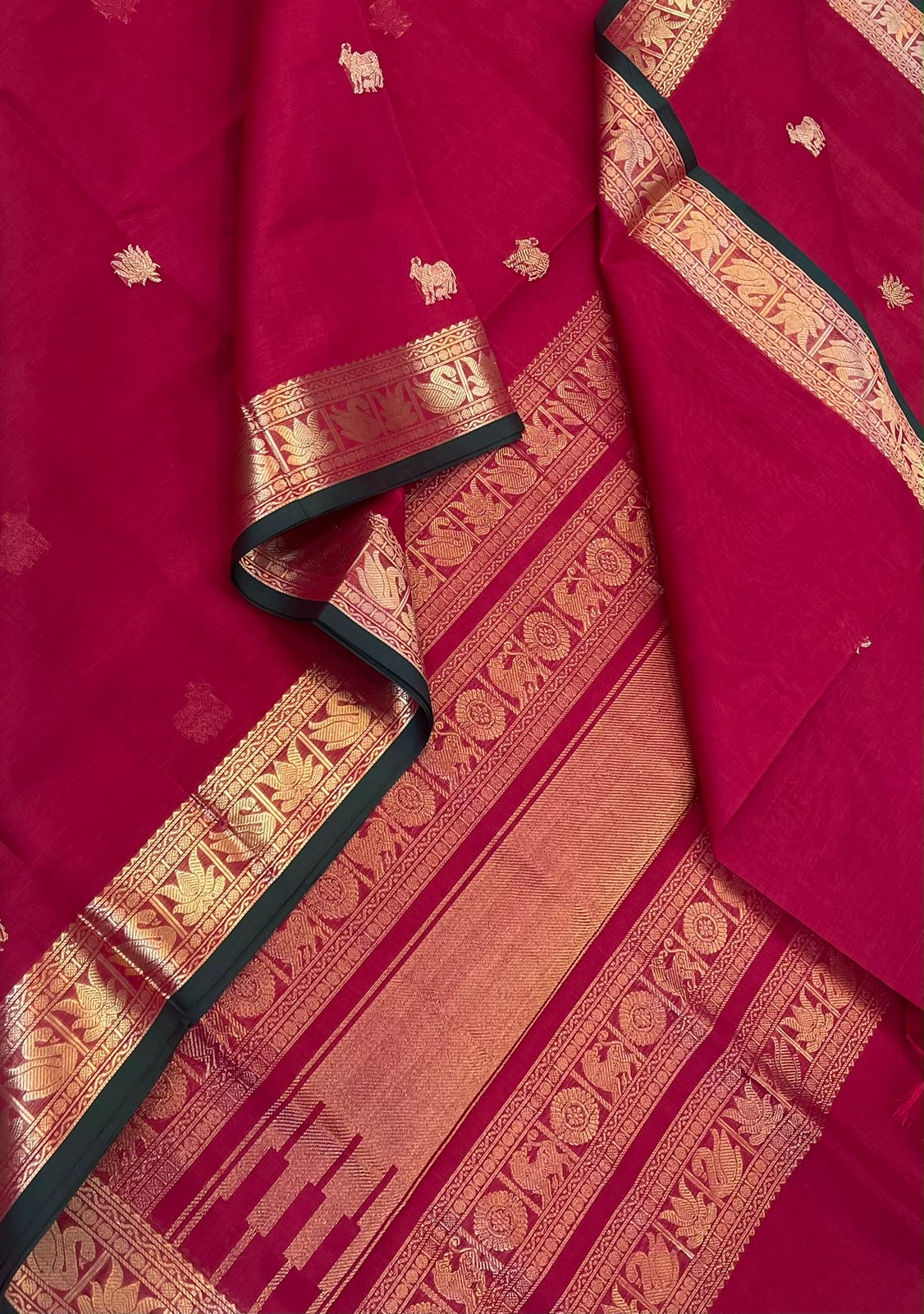 Kanchi Silk Cotton Sarees | luxury silk cotton | lotus x gomatha motif | tiny border | red x green