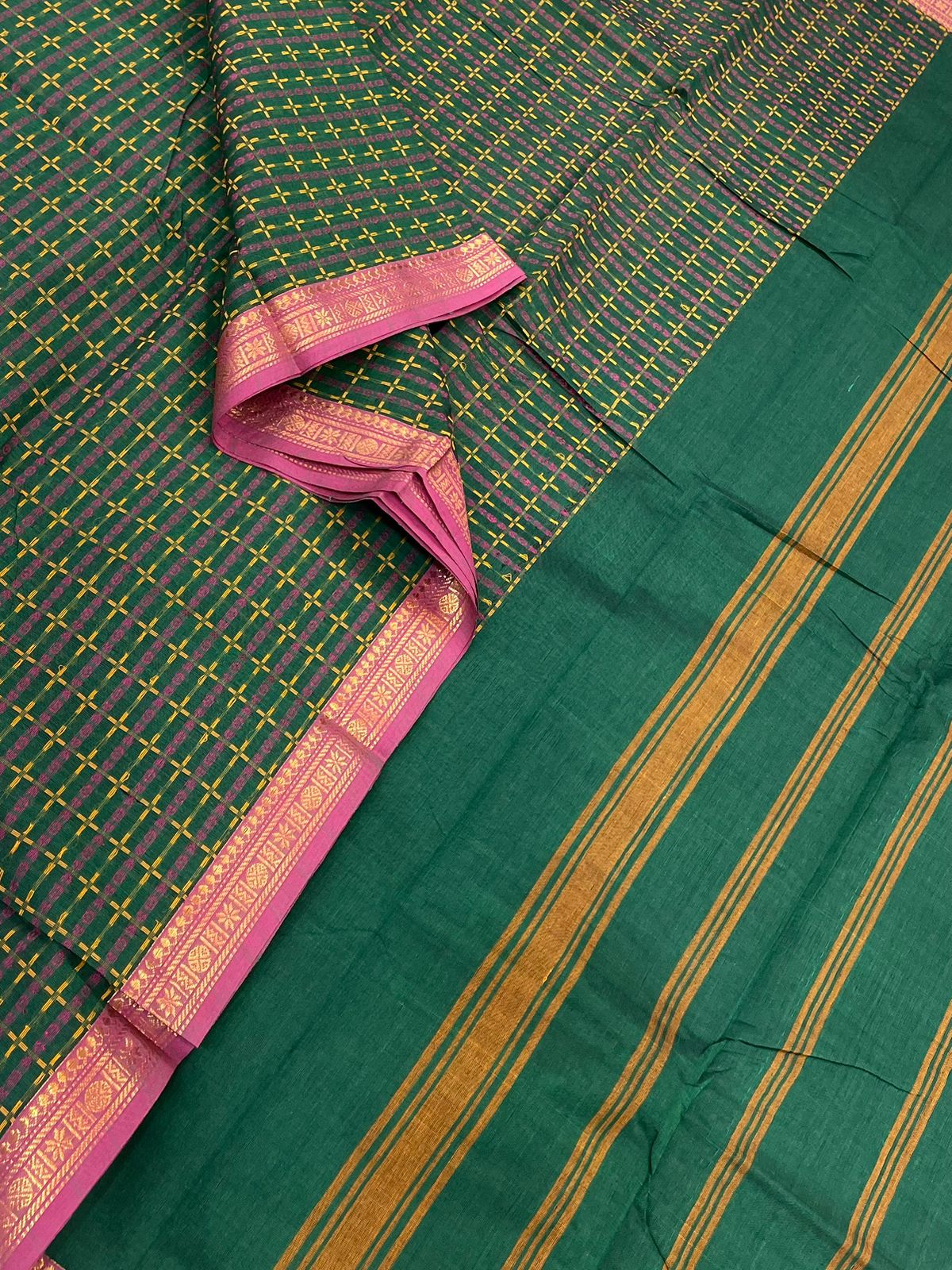 Kanchi soft cotton | green x pink | tiny zari border x plus butta