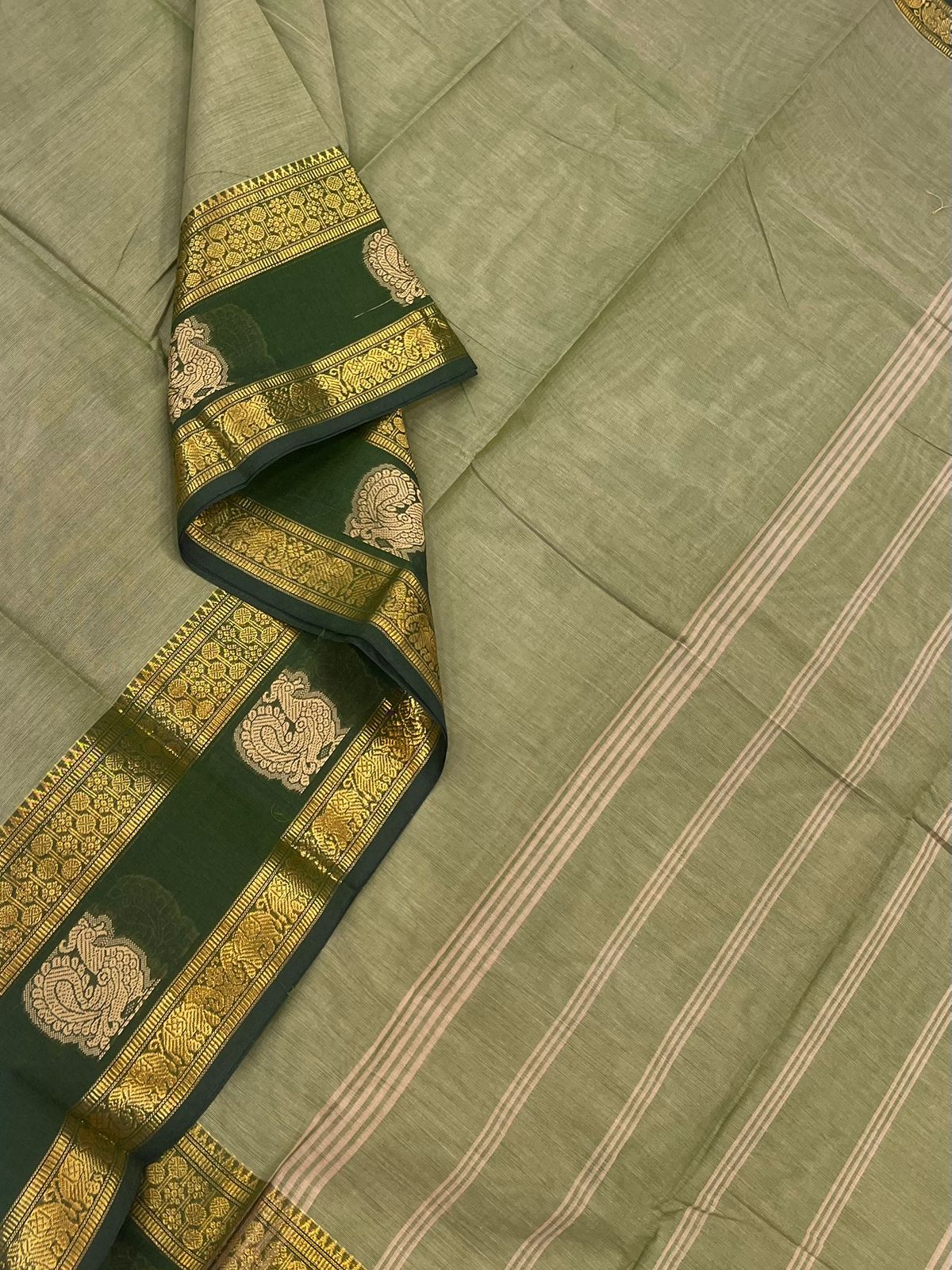 Kanchi soft cotton |mayil butta x Zari  rettaipet border | beige light green x dark green