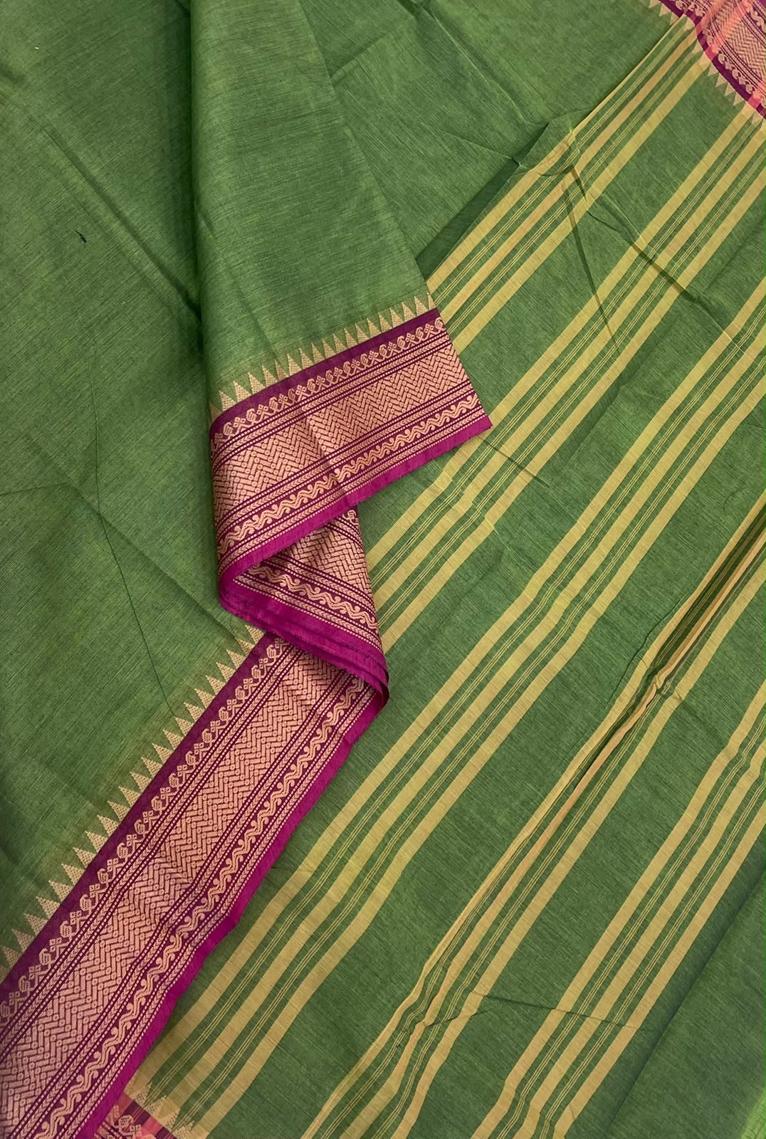 Kanchi soft cotton | green x pink  | thread border
