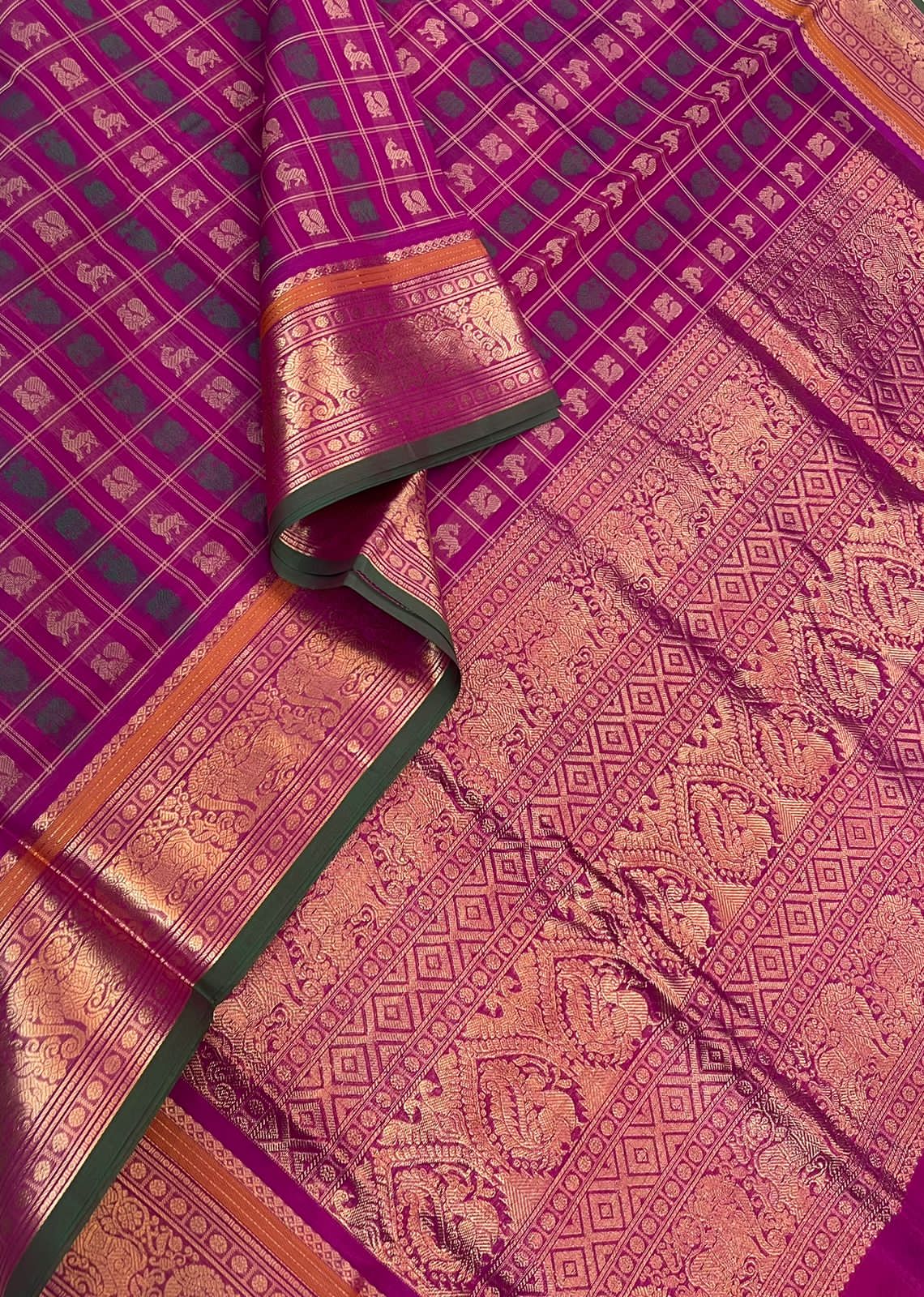 Kanchi Silk Cotton Sarees | 1000 butta x thick zari border pallu X 4 different motif| majenta pink X green X gold