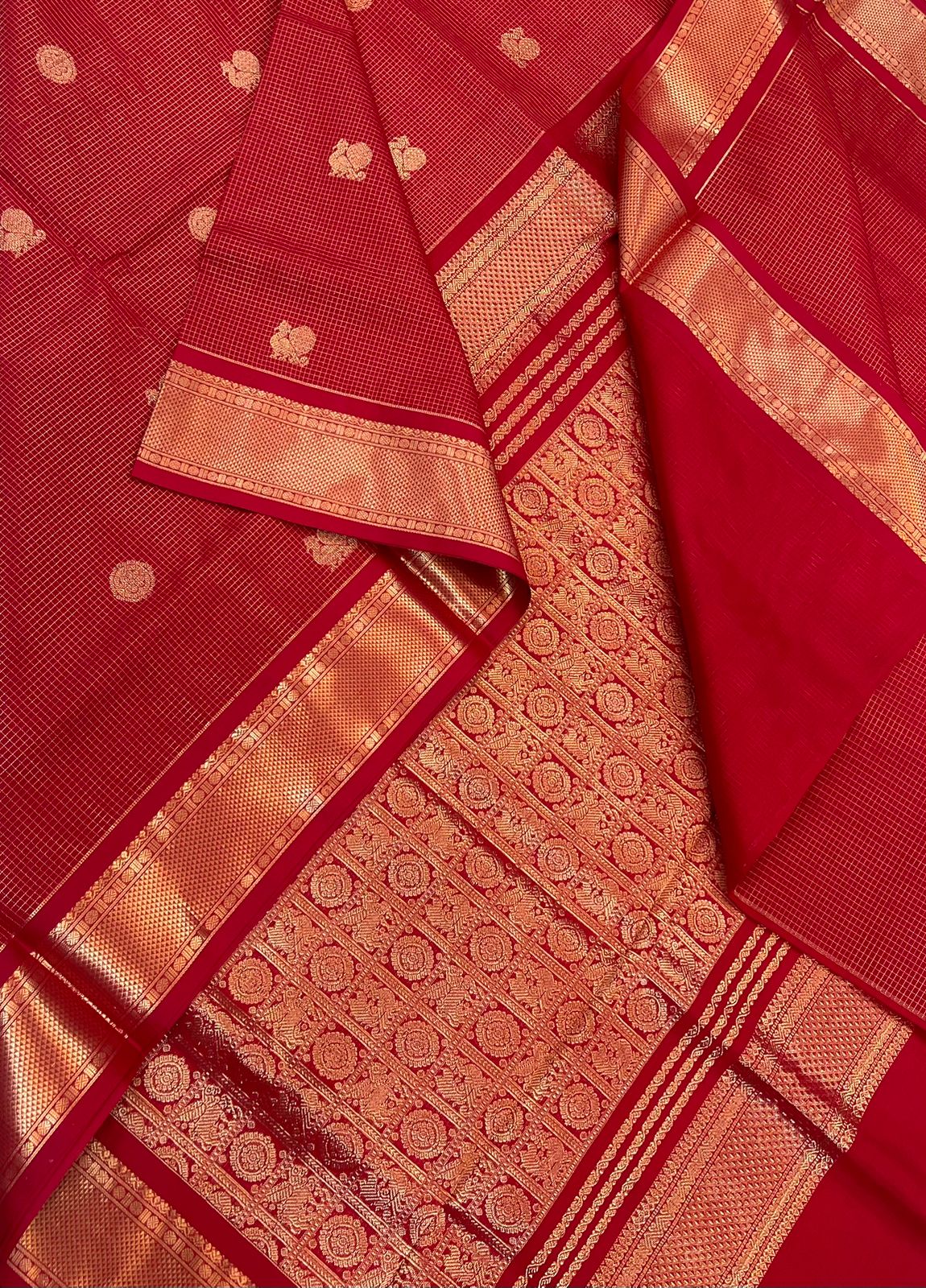 Kanchi Silk Cotton Sarees | luxury silk cotton | muthukattam x mayil chakram  | chilly red x gold | NKV37