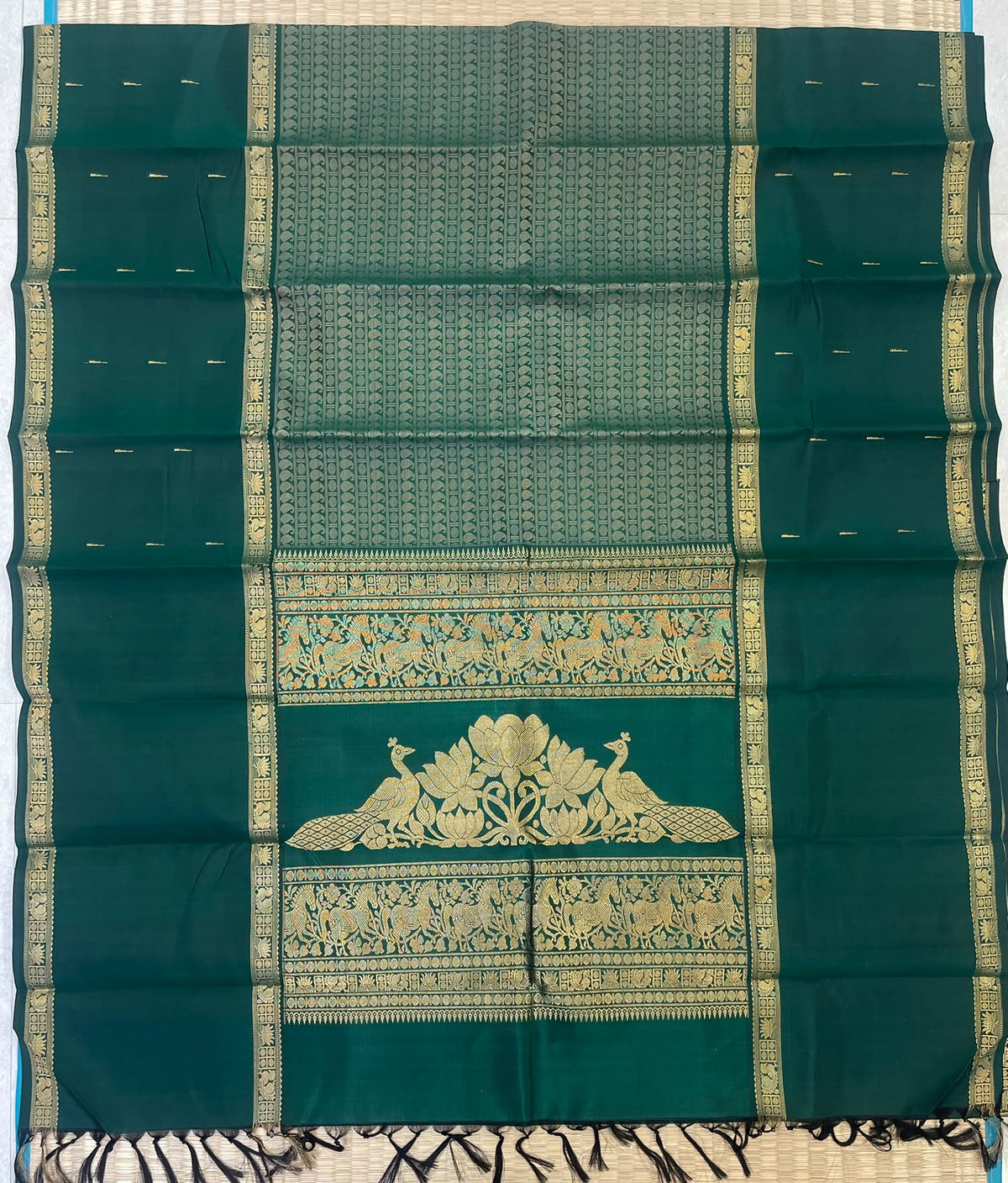 Traditional Kanchipuram Silk Sarees  | zero zari & minimal Zari | varisaipet Xmuppagam | geeen | Handwoven luxury x 4 ply master weave | NKV35